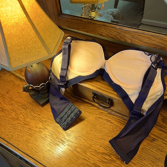 28A Women’s Bra Petite Fit Sexy Style No Underwire Navy Satin & Lace - Picture 5 of 16